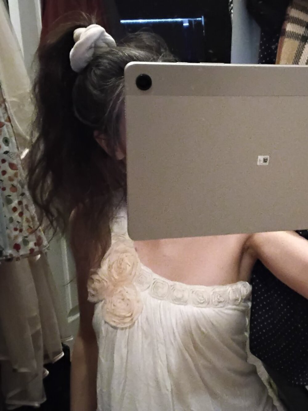 One Shoulder white and peach rosette top by Sky size small - Picture 4 of 6